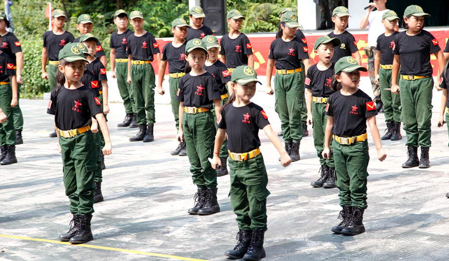 少年兵團(tuán)893 520.jpg